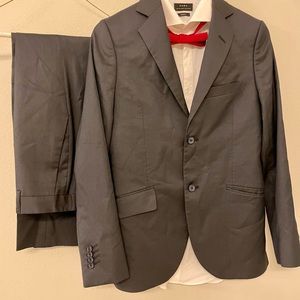 Formal suit for kid 12-13 years old.